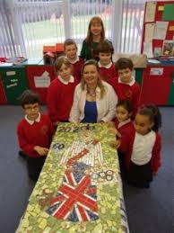 Scott Lower School Queen Jubilee Celebration Mosaic Tile Project